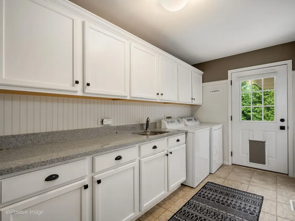 21017 Stratford Court Mokena IL 60448