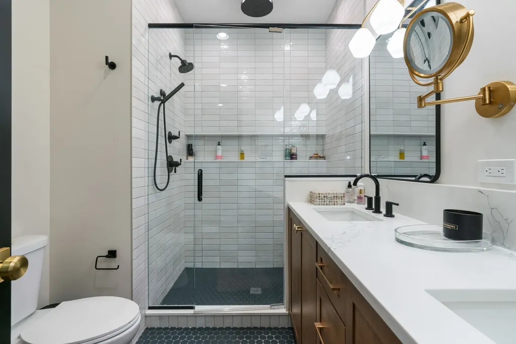 1300 North Cleaver Street Chicago IL 60642