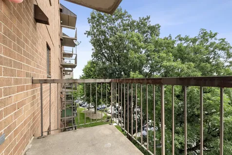 5980 Lake Bluff Drive Tinley Park IL 60477