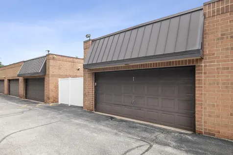 5980 Lake Bluff Drive Tinley Park IL 60477