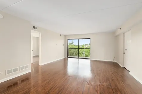 5980 Lake Bluff Drive Tinley Park IL 60477