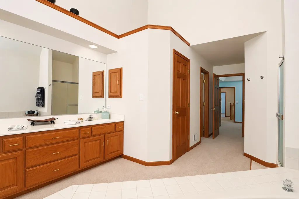 2660 Hoddam Road Naperville IL 60564