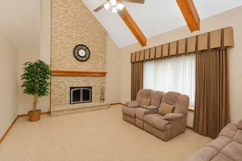 2660 Hoddam Road Naperville IL 60564
