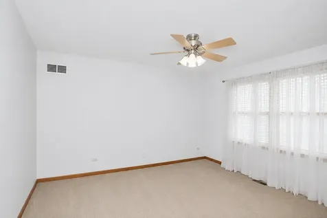 2660 Hoddam Road Naperville IL 60564