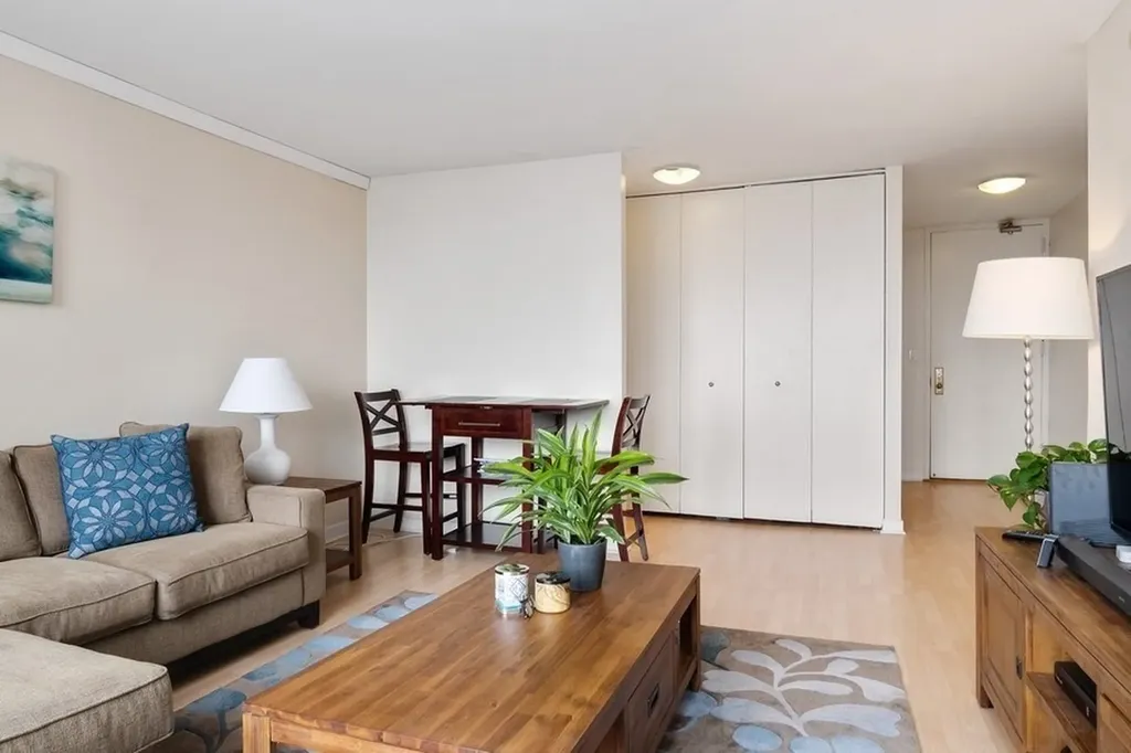 655 West Irving Park Road Chicago IL 60613