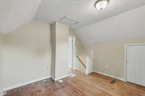 708 West Water Street Farmer City IL 61842