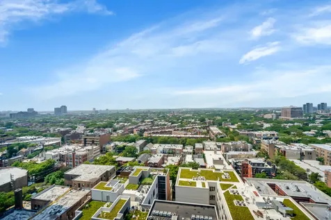 2000 North Lincoln Park West Chicago IL 60614