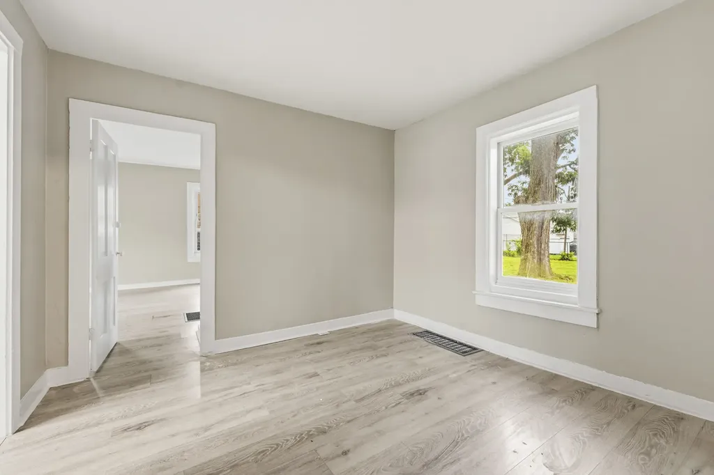 523 Batavia Avenue Aurora IL 60506