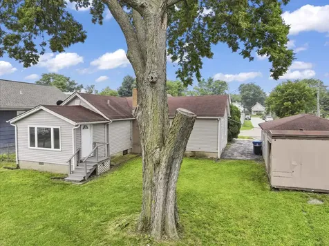 523 Batavia Avenue Aurora IL 60506