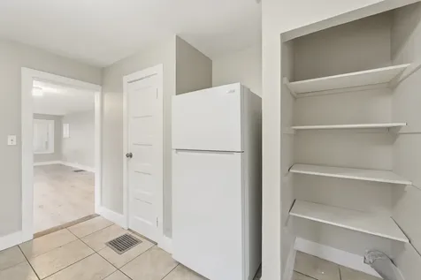 523 Batavia Avenue Aurora IL 60506