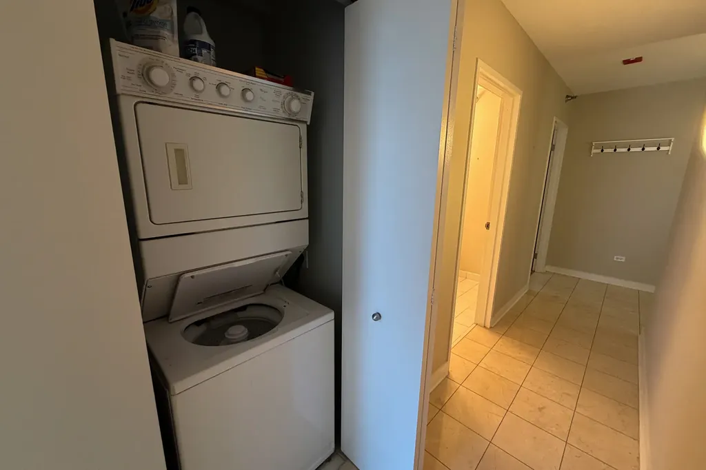 512 North Mcclurg Court Chicago IL 60611