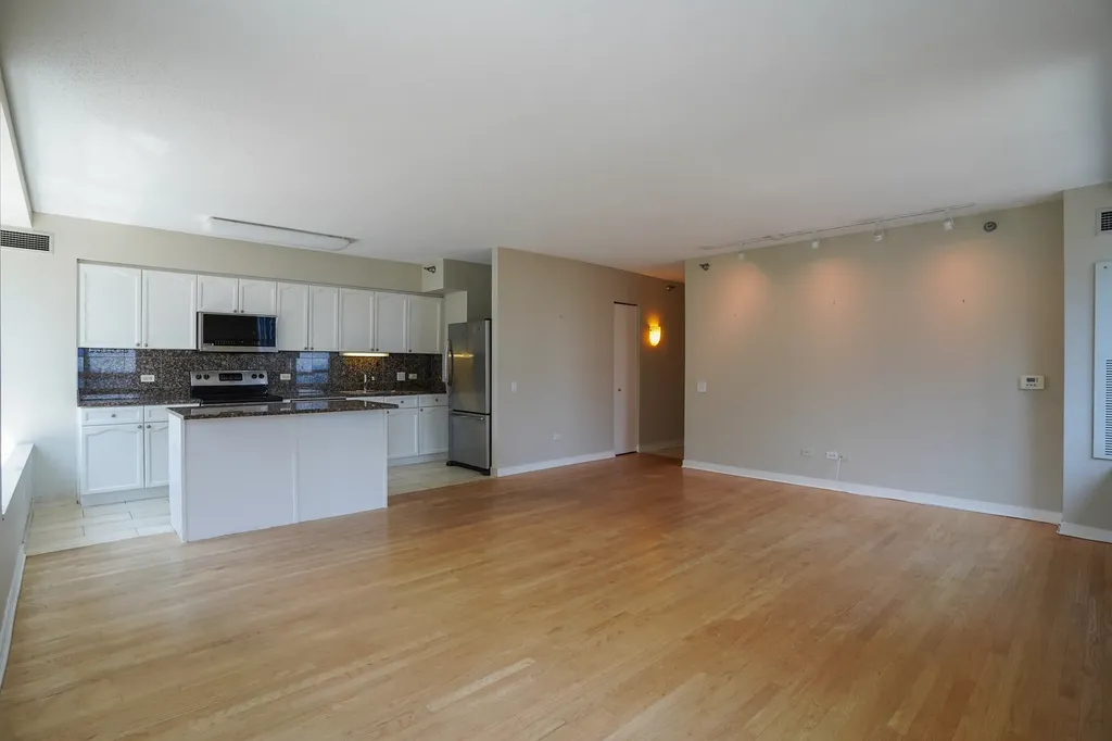 512 North Mcclurg Court Chicago IL 60611