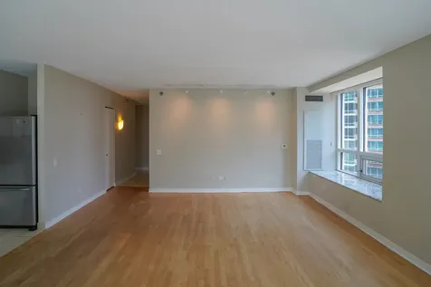 512 North Mcclurg Court Chicago IL 60611