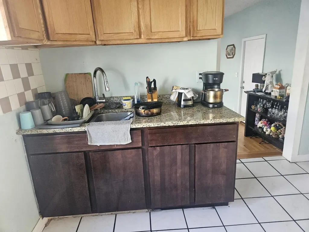 2144 West 19th Street Chicago IL 60608