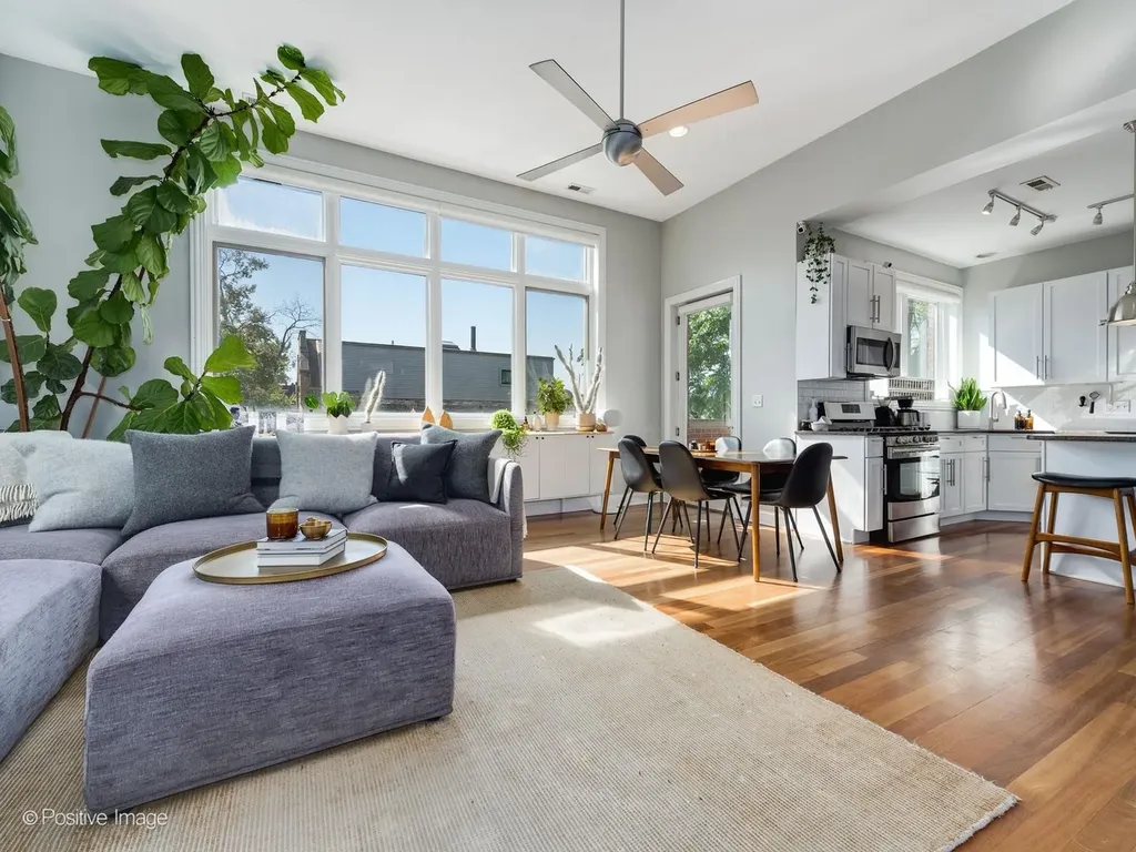1950 North Honore Street Chicago IL 60622