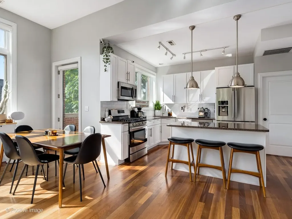 1950 North Honore Street Chicago IL 60622