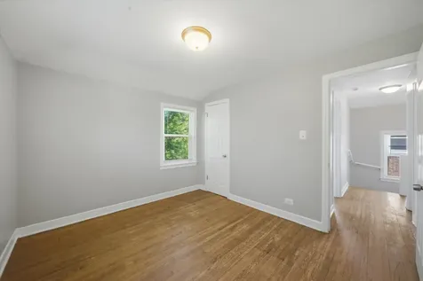 10122 South Luella Avenue Chicago IL 60617
