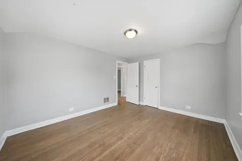 10122 South Luella Avenue Chicago IL 60617