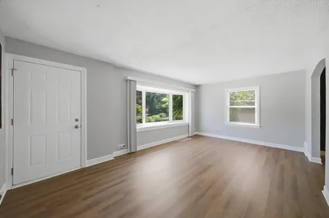 10122 South Luella Avenue Chicago IL 60617