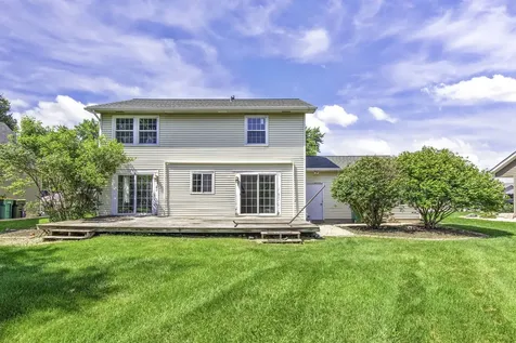 481 Lasalle Drive Lake Holiday IL 60552