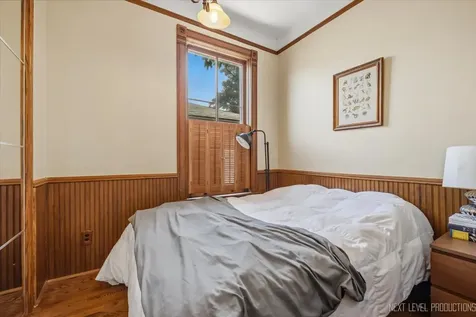 1137 South East Avenue Oak Park IL 60304
