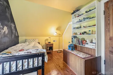 1137 South East Avenue Oak Park IL 60304