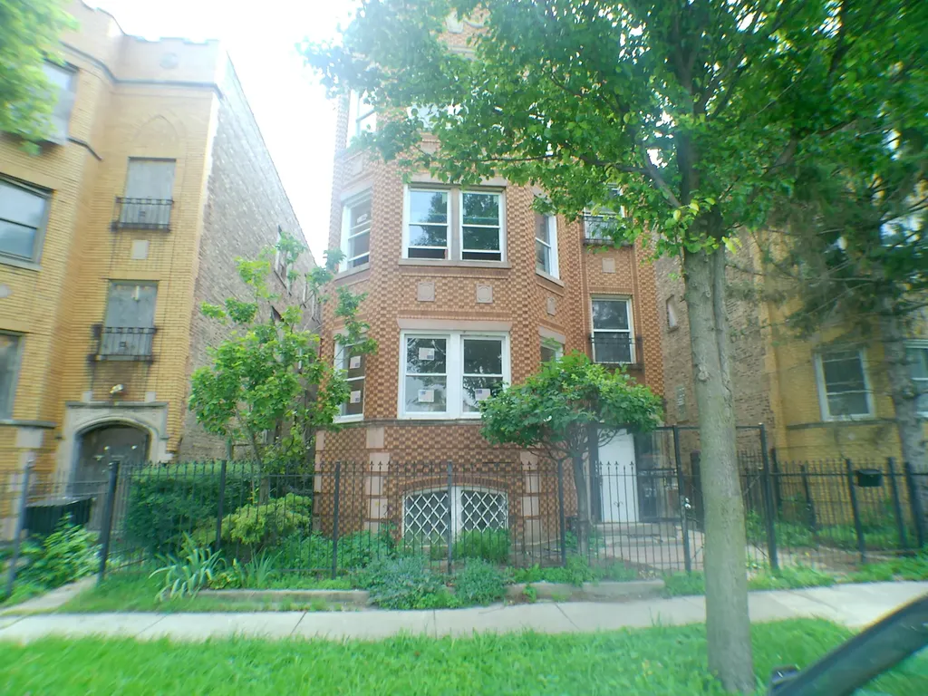 1837 South Komensky Avenue Chicago IL 60623