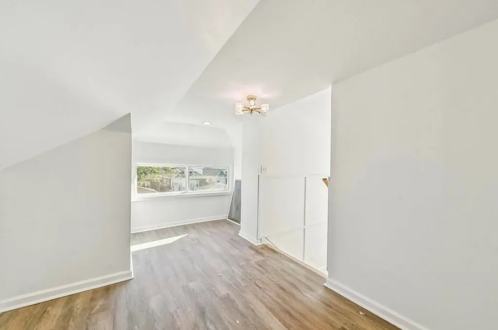 7801 South Eberhart Avenue Chicago IL 60619
