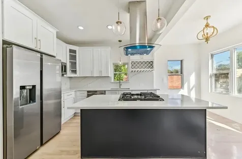 7801 South Eberhart Avenue Chicago IL 60619