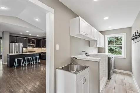 634 Indian Path Road Grayslake IL 60030