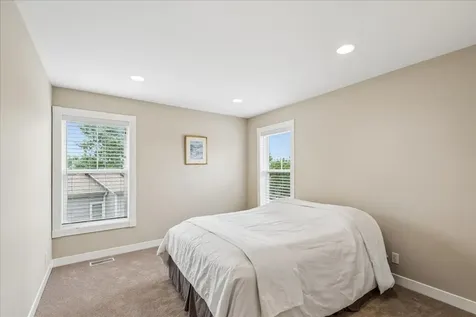634 Indian Path Road Grayslake IL 60030