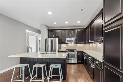 634 Indian Path Road Grayslake IL 60030