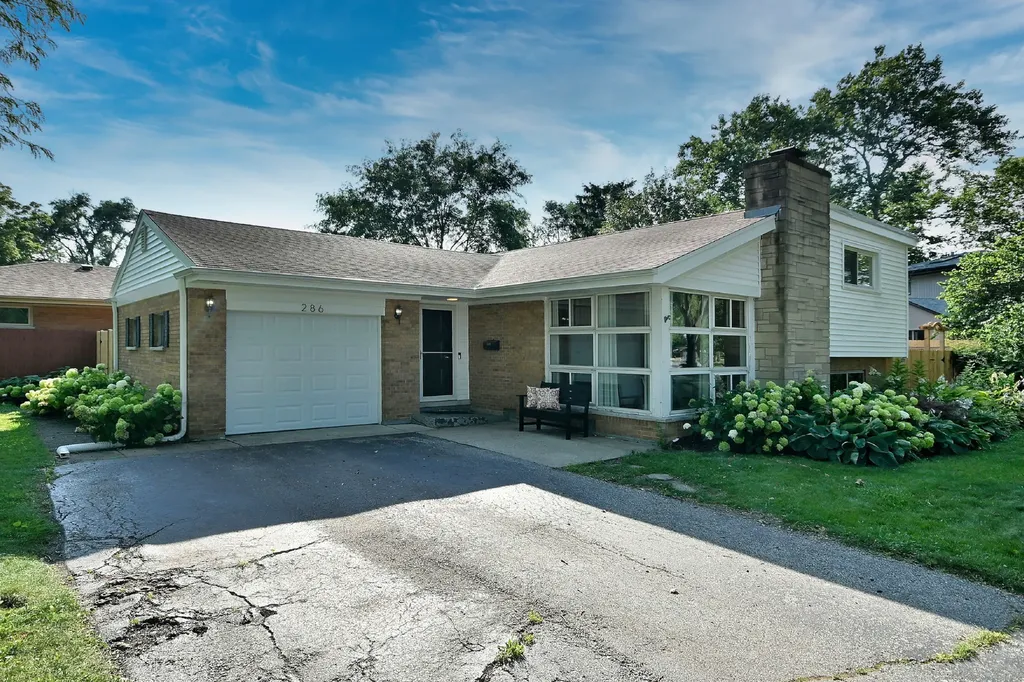 286 South Boyd Avenue Elmhurst IL 60126