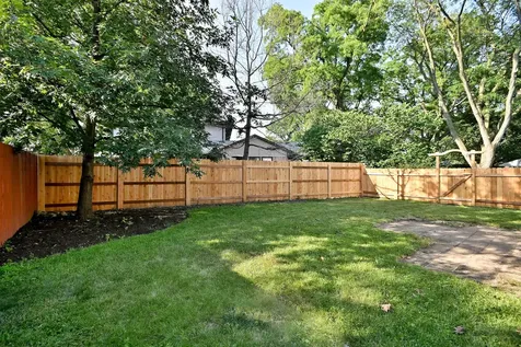 286 South Boyd Avenue Elmhurst IL 60126