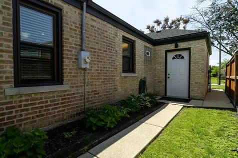 2537 Willow Street Franklin Park IL 60131