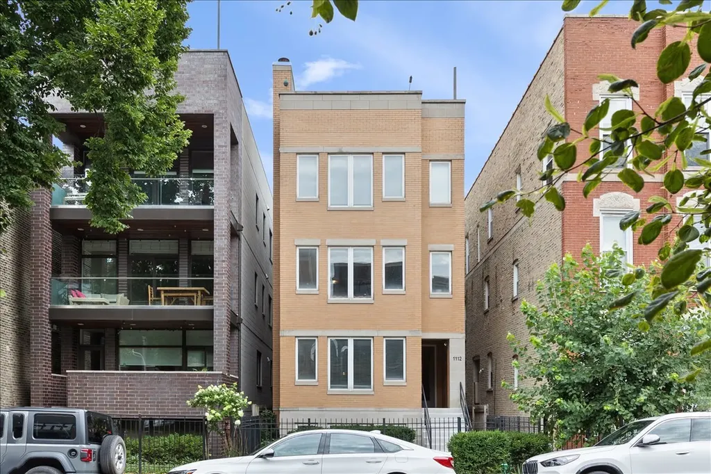 1112 North Paulina Street Chicago IL 60622