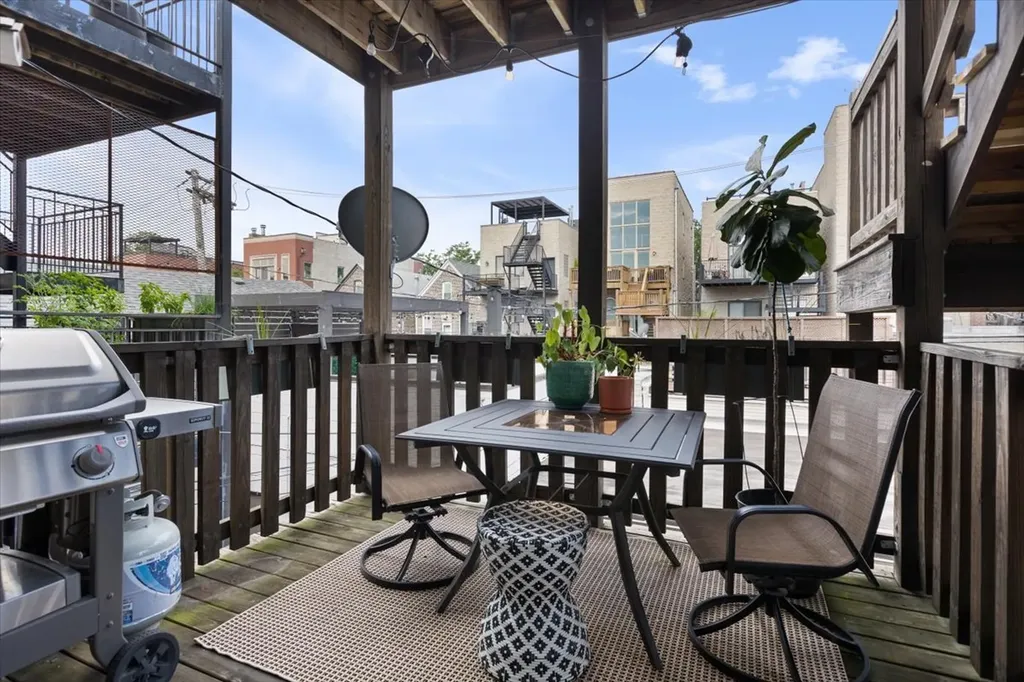 1112 North Paulina Street Chicago IL 60622