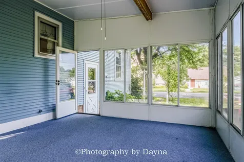 502 East 4th Street Momence IL 60954