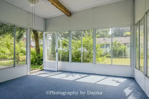 502 East 4th Street Momence IL 60954