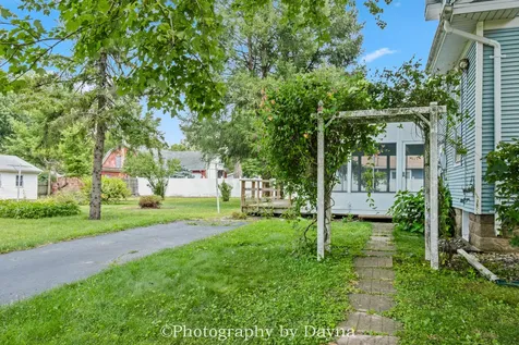 502 East 4th Street Momence IL 60954