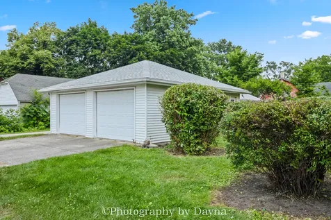 502 East 4th Street Momence IL 60954
