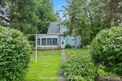502 East 4th Street Momence IL 60954