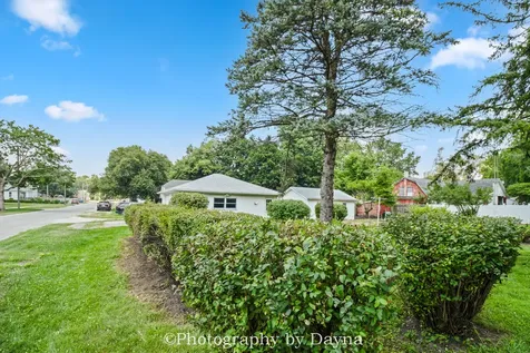 502 East 4th Street Momence IL 60954