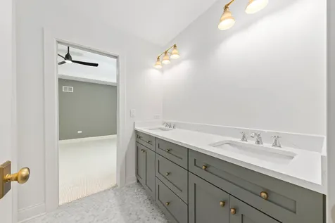 1310 North Eagle Street Naperville IL 60563
