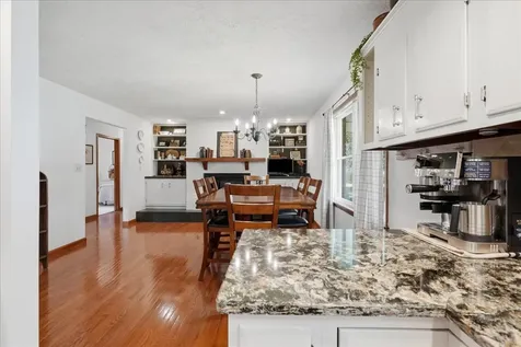 511 North Grove Street Colfax IL 61728