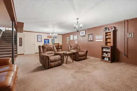 511 North Grove Street Colfax IL 61728