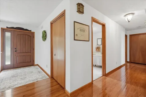 511 North Grove Street Colfax IL 61728