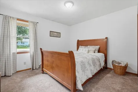 511 North Grove Street Colfax IL 61728