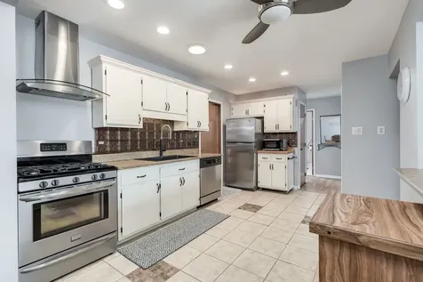 18228 Montana Court Orland Park IL 60467