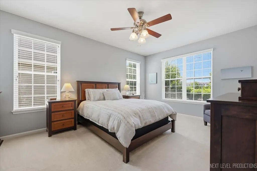 2747 Northmoor Drive Naperville IL 60564